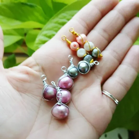 8 Piece Freshwater Pearl Beaded Charms For Jewelry Making, Assorted - Picture 3 of 3